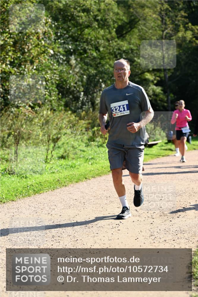 27.09.2026 - 35. Volkslauf durch das schöne Alstertal Dr. Thomas Lammeyer http://msf.ph/oto/10572734 27.09.2026 11:24:42 Laufen 3241 meine-sportfotos.de