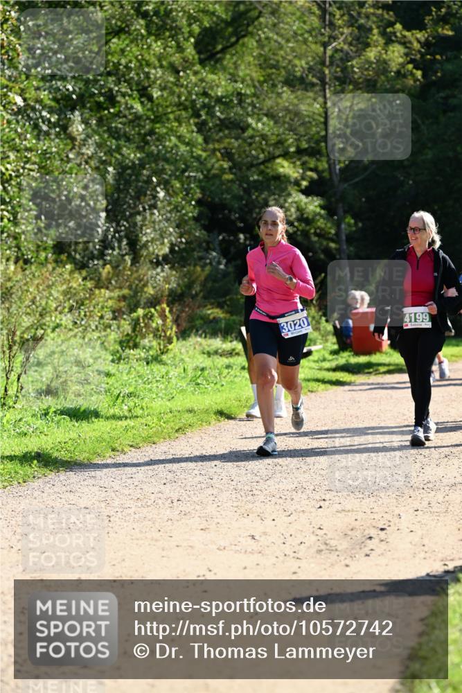 27.09.2026 - 35. Volkslauf durch das schöne Alstertal Dr. Thomas Lammeyer http://msf.ph/oto/10572742 27.09.2026 11:24:44 Laufen 3020, 4199 meine-sportfotos.de