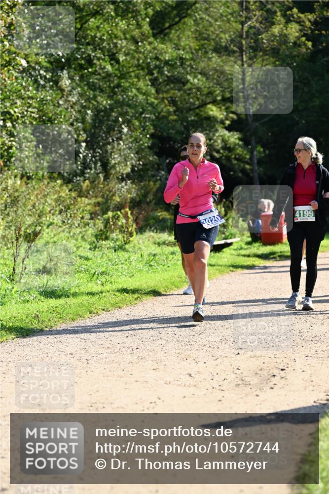 27.09.2026 - 35. Volkslauf durch das schöne Alstertal Dr. Thomas Lammeyer http://msf.ph/oto/10572744 27.09.2026 11:24:44 Laufen 3020, 4199 meine-sportfotos.de