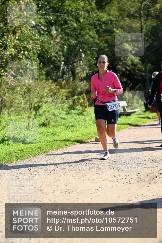 27.09.2026 - 35. Volkslauf durch das schöne Alstertal Dr. Thomas Lammeyer http://msf.ph/oto/10572751 27.09.2026 11:24:45 Laufen 3020, 6 meine-sportfotos.de