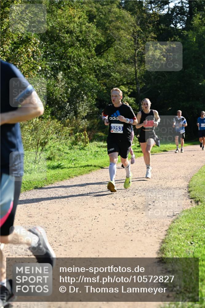 27.09.2026 - 35. Volkslauf durch das schöne Alstertal Dr. Thomas Lammeyer http://msf.ph/oto/10572827 27.09.2026 11:25:00 Laufen 3253 meine-sportfotos.de