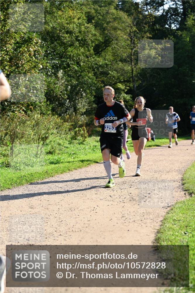 27.09.2026 - 35. Volkslauf durch das schöne Alstertal Dr. Thomas Lammeyer http://msf.ph/oto/10572828 27.09.2026 11:25:00 Laufen 3253 meine-sportfotos.de