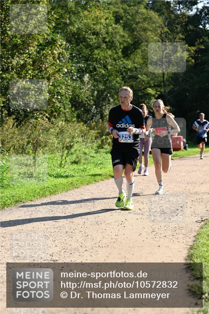 27.09.2026 - 35. Volkslauf durch das schöne Alstertal Dr. Thomas Lammeyer http://msf.ph/oto/10572832 27.09.2026 11:25:01 Laufen 3253 meine-sportfotos.de