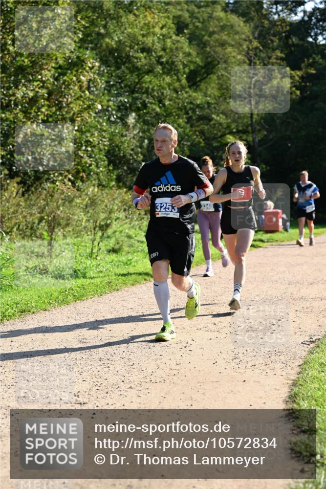 27.09.2026 - 35. Volkslauf durch das schöne Alstertal Dr. Thomas Lammeyer http://msf.ph/oto/10572834 27.09.2026 11:25:01 Laufen 3253, 3348 meine-sportfotos.de