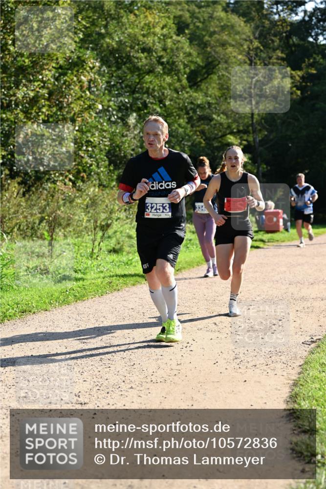 27.09.2026 - 35. Volkslauf durch das schöne Alstertal Dr. Thomas Lammeyer http://msf.ph/oto/10572836 27.09.2026 11:25:01 Laufen 3253, 12999, 334 meine-sportfotos.de