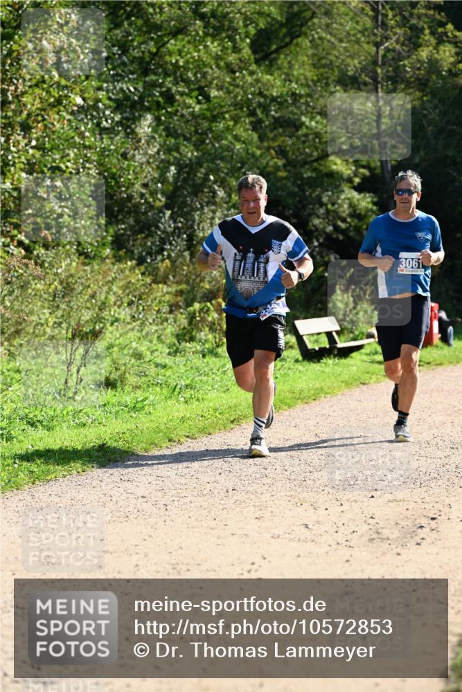 27.09.2026 - 35. Volkslauf durch das schöne Alstertal Dr. Thomas Lammeyer http://msf.ph/oto/10572853 27.09.2026 11:25:05 Laufen 3061 meine-sportfotos.de