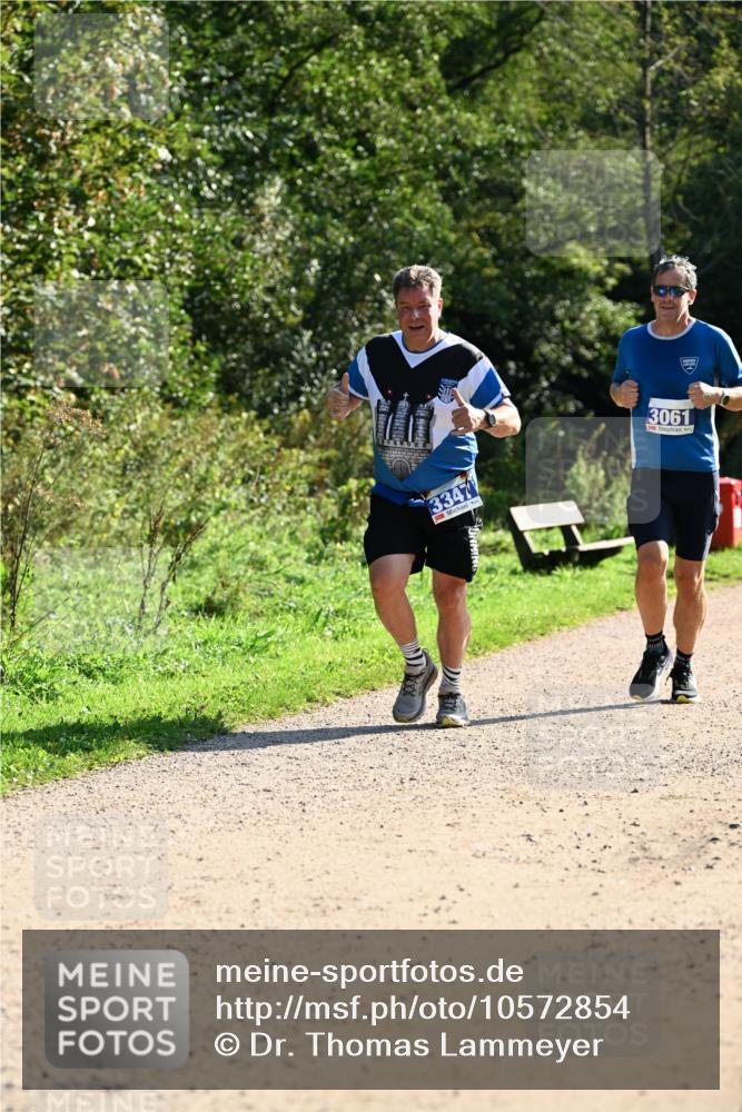 27.09.2026 - 35. Volkslauf durch das schöne Alstertal Dr. Thomas Lammeyer http://msf.ph/oto/10572854 27.09.2026 11:25:05 Laufen 3347, 3061 meine-sportfotos.de