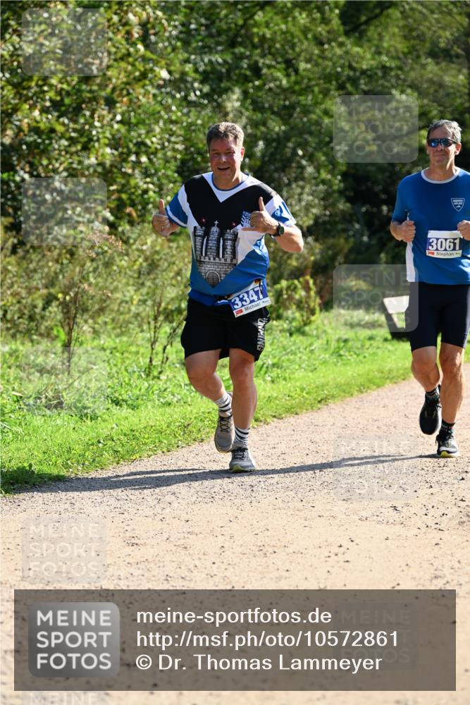 27.09.2026 - 35. Volkslauf durch das schöne Alstertal Dr. Thomas Lammeyer http://msf.ph/oto/10572861 27.09.2026 11:25:06 Laufen 3347, 3061 meine-sportfotos.de