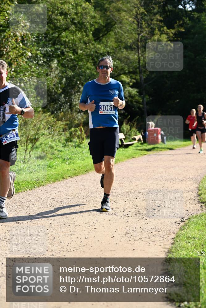 27.09.2026 - 35. Volkslauf durch das schöne Alstertal Dr. Thomas Lammeyer http://msf.ph/oto/10572864 27.09.2026 11:25:07 Laufen 3347, 3061 meine-sportfotos.de