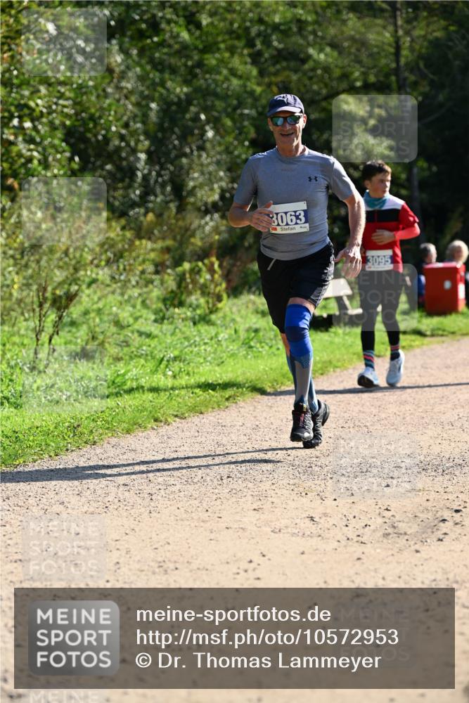 27.09.2026 - 35. Volkslauf durch das schöne Alstertal Dr. Thomas Lammeyer http://msf.ph/oto/10572953 27.09.2026 11:25:49 Laufen 3063, 3095 meine-sportfotos.de