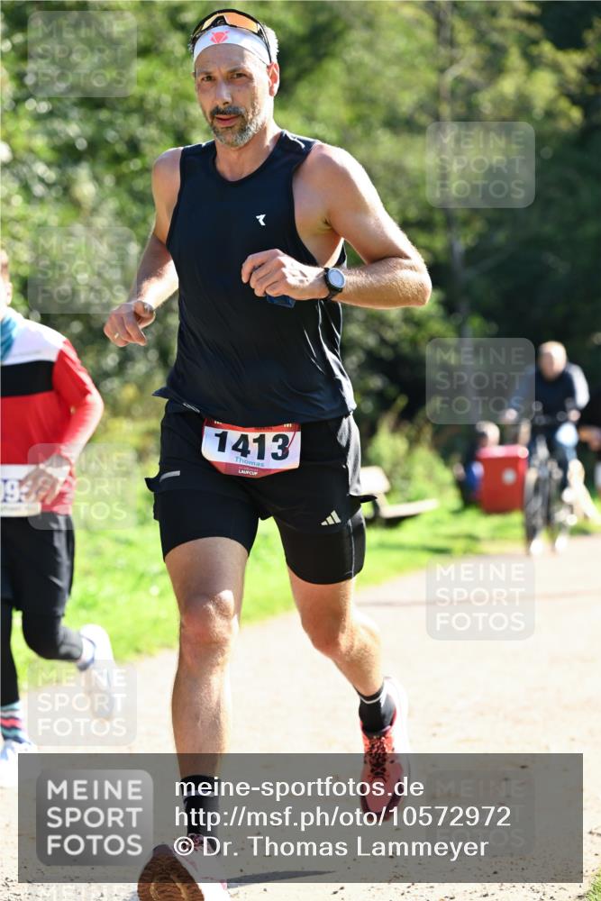 27.09.2026 - 35. Volkslauf durch das schöne Alstertal Dr. Thomas Lammeyer http://msf.ph/oto/10572972 27.09.2026 11:25:52 Laufen 1930, 1413 meine-sportfotos.de