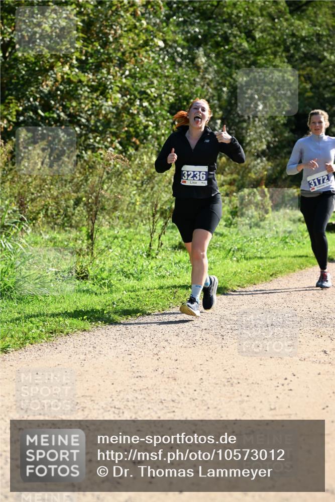 27.09.2026 - 35. Volkslauf durch das schöne Alstertal Dr. Thomas Lammeyer http://msf.ph/oto/10573012 27.09.2026 11:26:16 Laufen 3236, 3172 meine-sportfotos.de