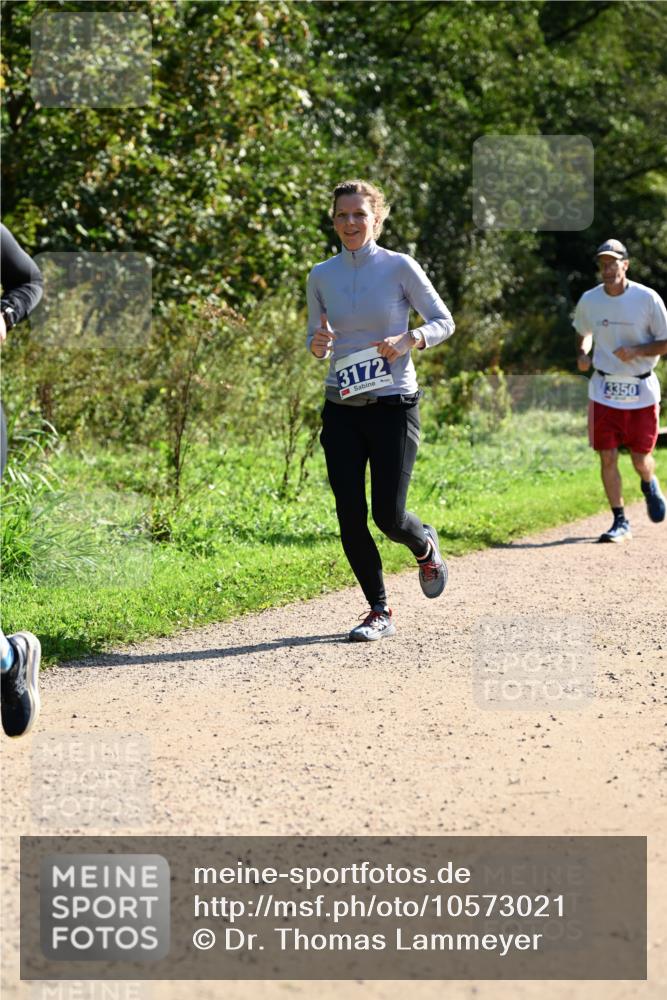 27.09.2026 - 35. Volkslauf durch das schöne Alstertal Dr. Thomas Lammeyer http://msf.ph/oto/10573021 27.09.2026 11:26:17 Laufen 3172, 3350 meine-sportfotos.de