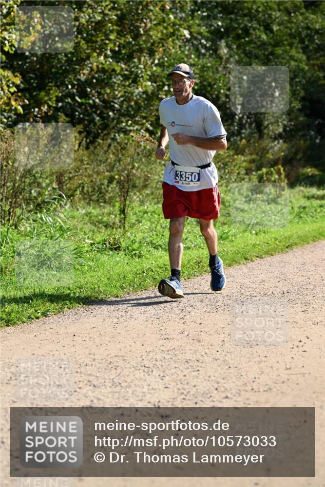 27.09.2026 - 35. Volkslauf durch das schöne Alstertal Dr. Thomas Lammeyer http://msf.ph/oto/10573033 27.09.2026 11:26:19 Laufen 3350 meine-sportfotos.de