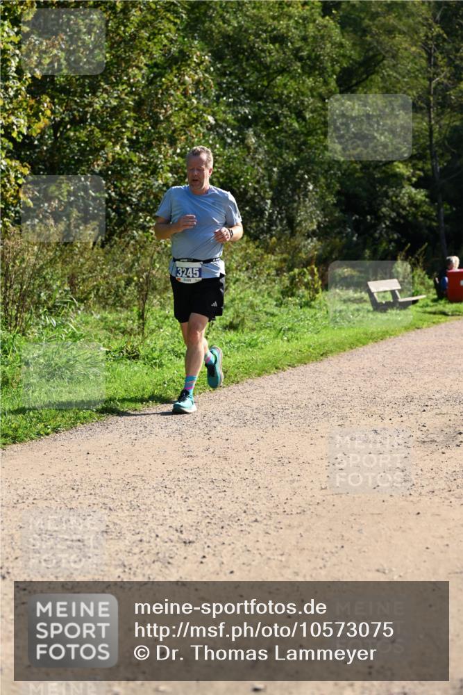 27.09.2026 - 35. Volkslauf durch das schöne Alstertal Dr. Thomas Lammeyer http://msf.ph/oto/10573075 27.09.2026 11:26:28 Laufen 3245 meine-sportfotos.de