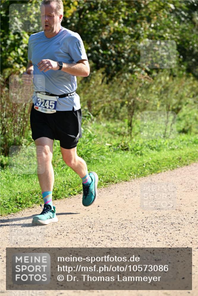 27.09.2026 - 35. Volkslauf durch das schöne Alstertal Dr. Thomas Lammeyer http://msf.ph/oto/10573086 27.09.2026 11:26:29 Laufen 3245 meine-sportfotos.de