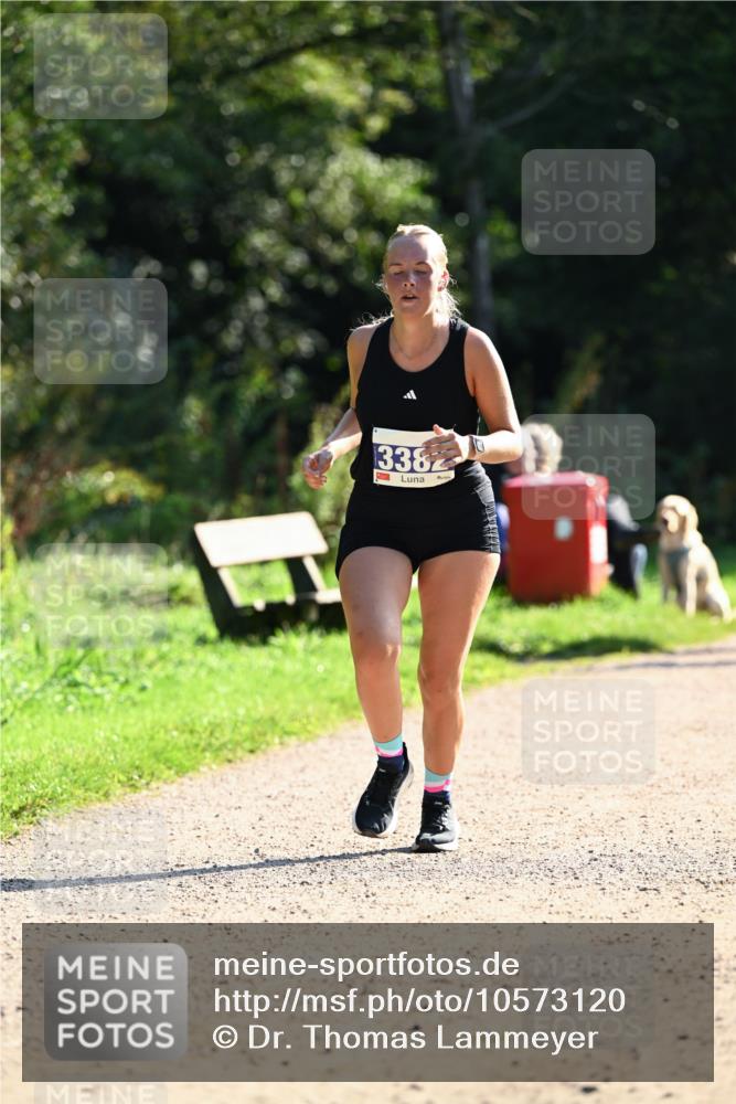 27.09.2026 - 35. Volkslauf durch das schöne Alstertal Dr. Thomas Lammeyer http://msf.ph/oto/10573120 27.09.2026 11:26:36 Laufen 3382 meine-sportfotos.de