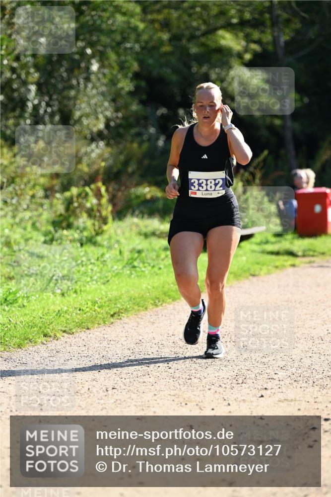 27.09.2026 - 35. Volkslauf durch das schöne Alstertal Dr. Thomas Lammeyer http://msf.ph/oto/10573127 27.09.2026 11:26:37 Laufen 3382 meine-sportfotos.de