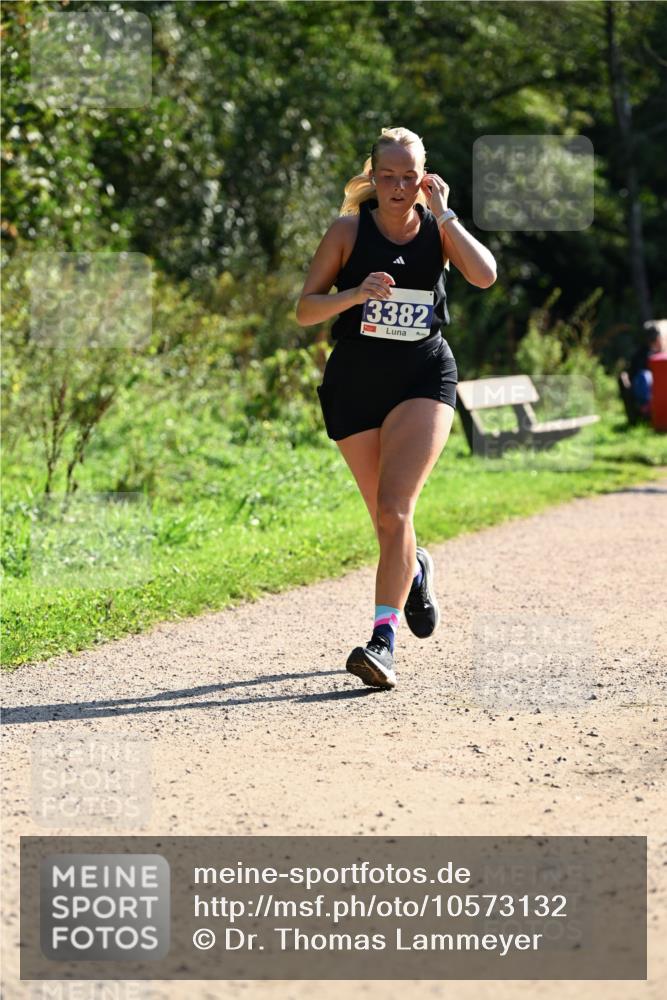 27.09.2026 - 35. Volkslauf durch das schöne Alstertal Dr. Thomas Lammeyer http://msf.ph/oto/10573132 27.09.2026 11:26:37 Laufen 3382 meine-sportfotos.de