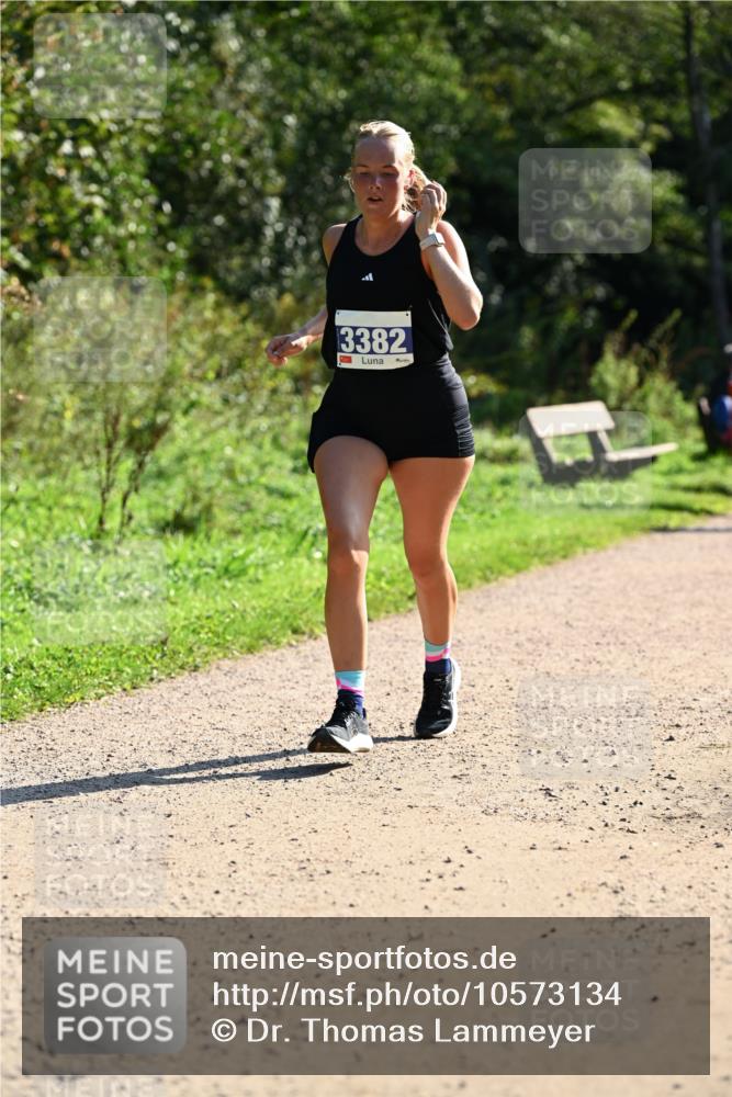 27.09.2026 - 35. Volkslauf durch das schöne Alstertal Dr. Thomas Lammeyer http://msf.ph/oto/10573134 27.09.2026 11:26:38 Laufen 3382 meine-sportfotos.de