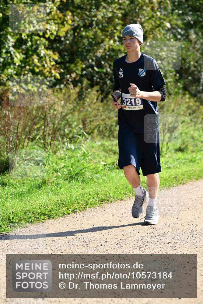27.09.2026 - 35. Volkslauf durch das schöne Alstertal Dr. Thomas Lammeyer http://msf.ph/oto/10573184 27.09.2026 11:26:46 Laufen 3219 meine-sportfotos.de