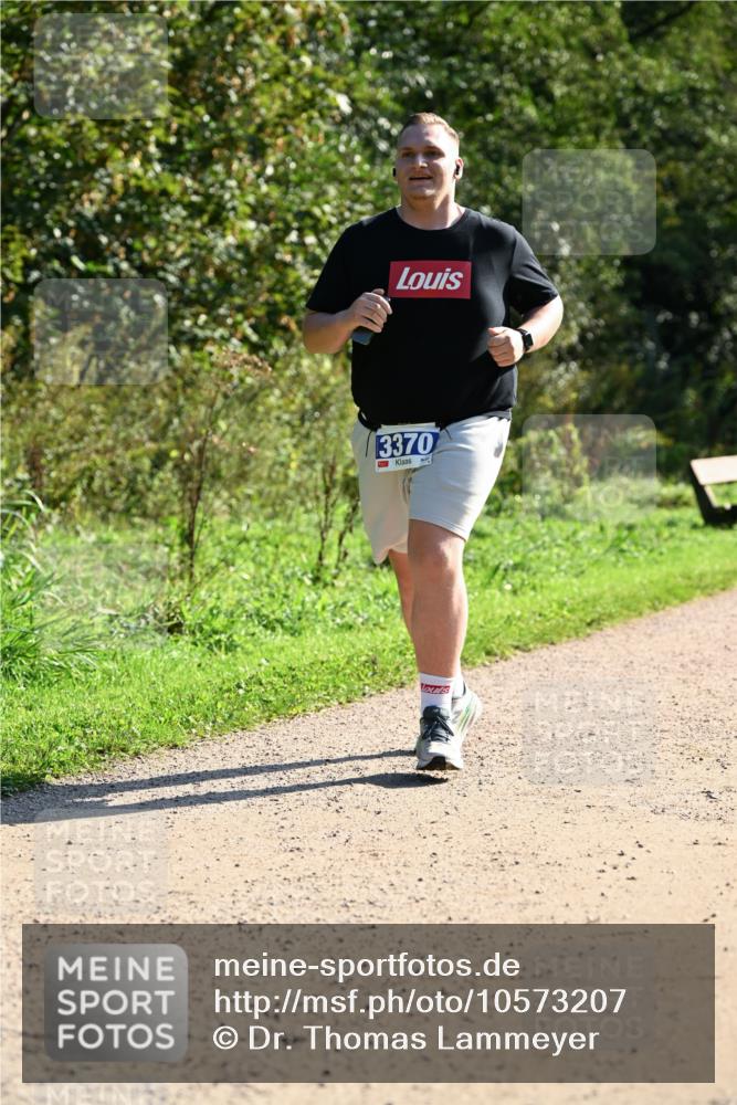 27.09.2026 - 35. Volkslauf durch das schöne Alstertal Dr. Thomas Lammeyer http://msf.ph/oto/10573207 27.09.2026 11:26:50 Laufen 3370 meine-sportfotos.de