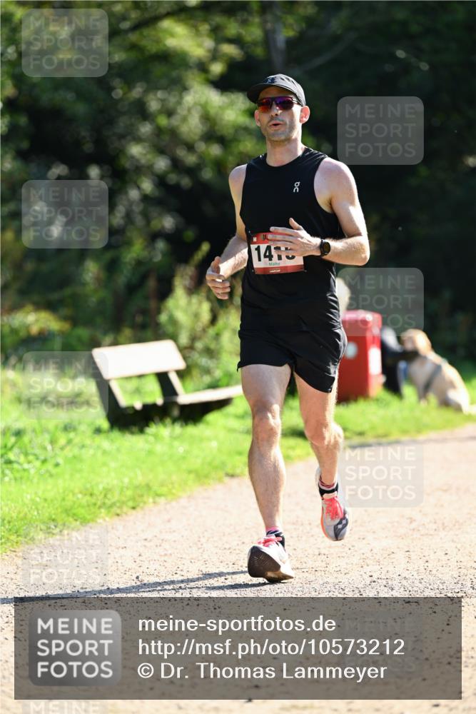 27.09.2026 - 35. Volkslauf durch das schöne Alstertal Dr. Thomas Lammeyer http://msf.ph/oto/10573212 27.09.2026 11:27:05 Laufen 1415 meine-sportfotos.de