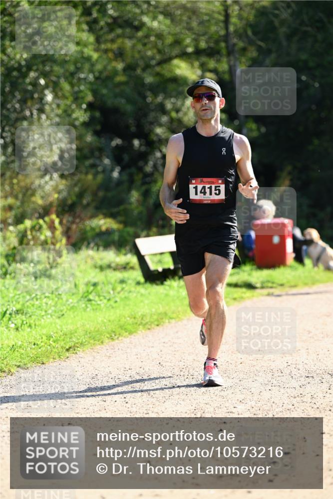 27.09.2026 - 35. Volkslauf durch das schöne Alstertal Dr. Thomas Lammeyer http://msf.ph/oto/10573216 27.09.2026 11:27:05 Laufen 1415 meine-sportfotos.de