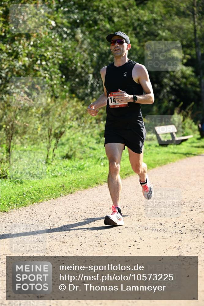27.09.2026 - 35. Volkslauf durch das schöne Alstertal Dr. Thomas Lammeyer http://msf.ph/oto/10573225 27.09.2026 11:27:06 Laufen 14 meine-sportfotos.de