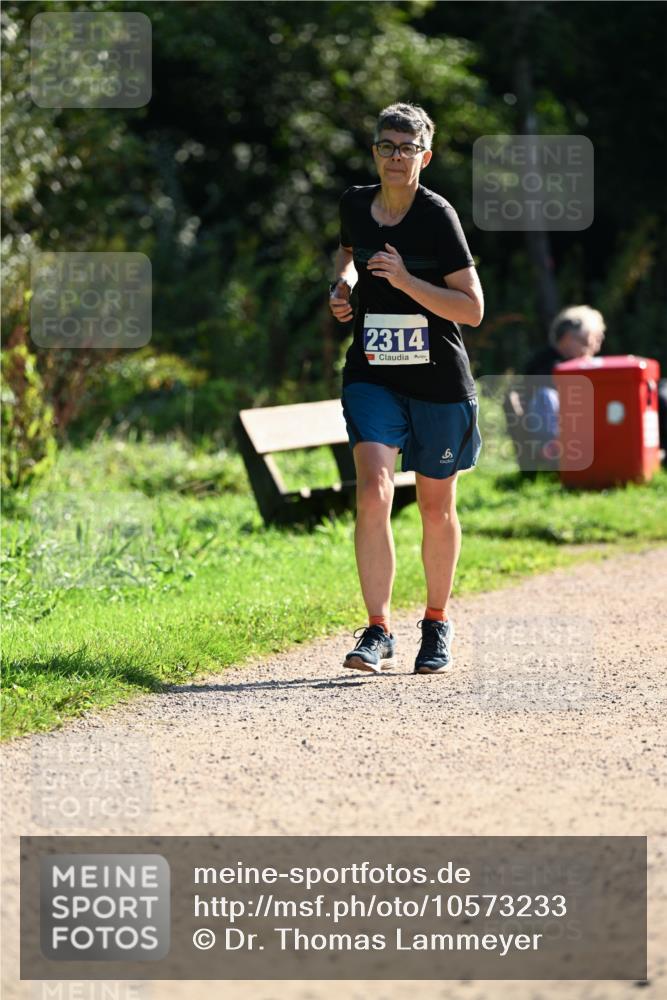 27.09.2026 - 35. Volkslauf durch das schöne Alstertal Dr. Thomas Lammeyer http://msf.ph/oto/10573233 27.09.2026 11:27:08 Laufen 2314 meine-sportfotos.de