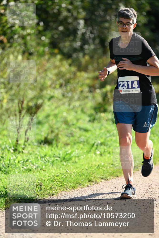 27.09.2026 - 35. Volkslauf durch das schöne Alstertal Dr. Thomas Lammeyer http://msf.ph/oto/10573250 27.09.2026 11:27:10 Laufen 2314 meine-sportfotos.de