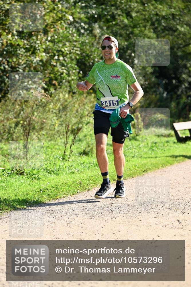 27.09.2026 - 35. Volkslauf durch das schöne Alstertal Dr. Thomas Lammeyer http://msf.ph/oto/10573296 27.09.2026 11:27:18 Laufen 3415 meine-sportfotos.de