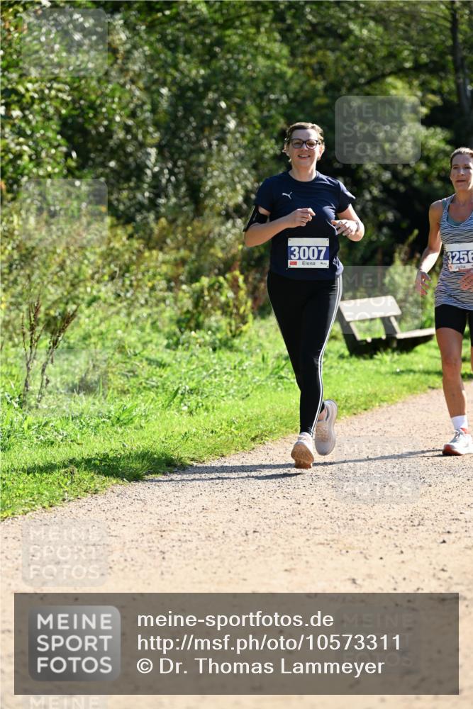 27.09.2026 - 35. Volkslauf durch das schöne Alstertal Dr. Thomas Lammeyer http://msf.ph/oto/10573311 27.09.2026 11:27:21 Laufen 3007, 3256 meine-sportfotos.de