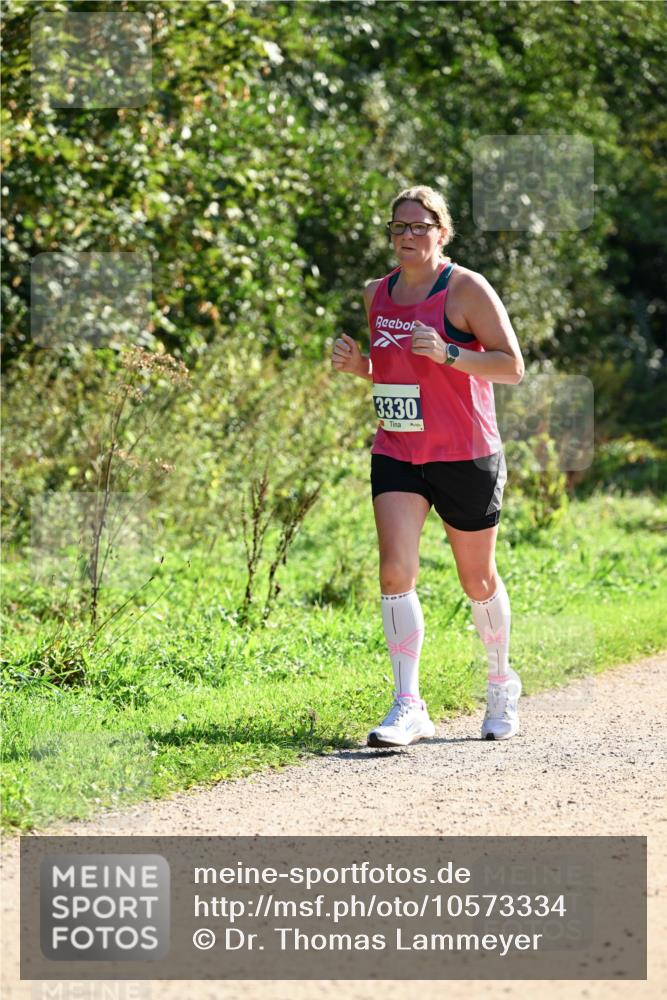 27.09.2026 - 35. Volkslauf durch das schöne Alstertal Dr. Thomas Lammeyer http://msf.ph/oto/10573334 27.09.2026 11:27:29 Laufen 3330 meine-sportfotos.de