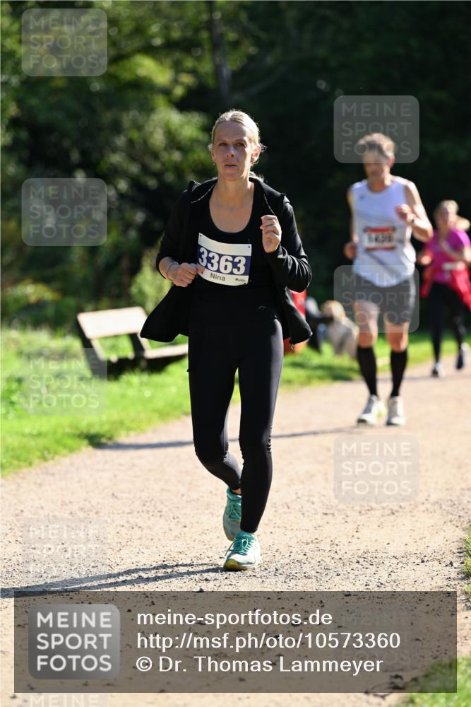 27.09.2026 - 35. Volkslauf durch das schöne Alstertal Dr. Thomas Lammeyer http://msf.ph/oto/10573360 27.09.2026 11:27:37 Laufen 3363 meine-sportfotos.de