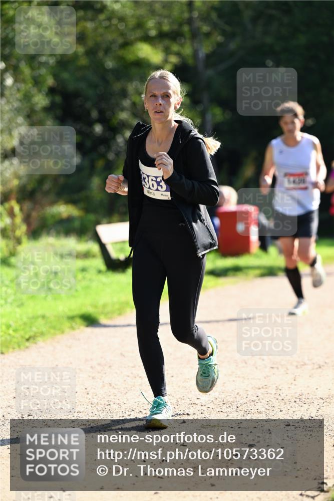 27.09.2026 - 35. Volkslauf durch das schöne Alstertal Dr. Thomas Lammeyer http://msf.ph/oto/10573362 27.09.2026 11:27:37 Laufen 363 meine-sportfotos.de
