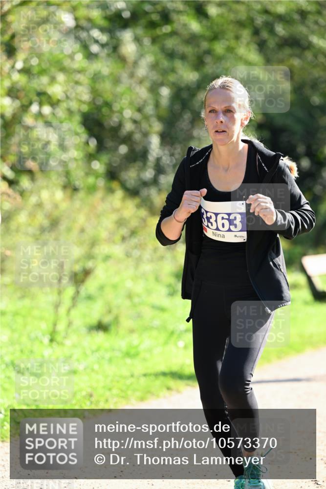 27.09.2026 - 35. Volkslauf durch das schöne Alstertal Dr. Thomas Lammeyer http://msf.ph/oto/10573370 27.09.2026 11:27:38 Laufen 363 meine-sportfotos.de