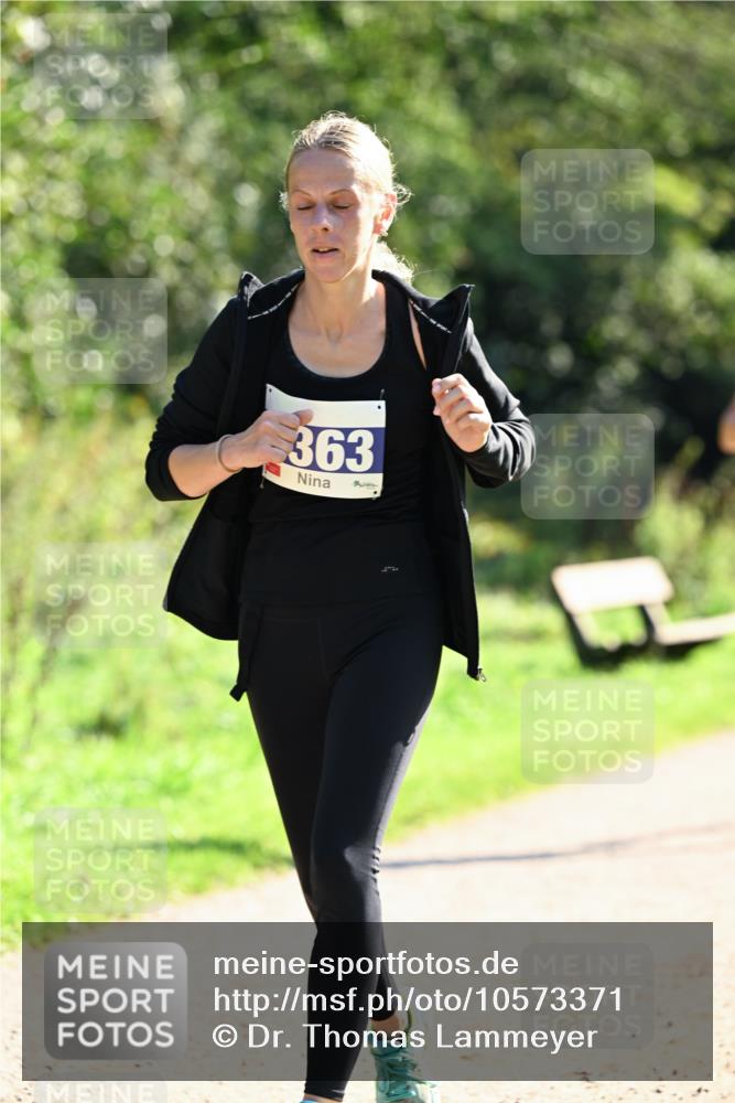 27.09.2026 - 35. Volkslauf durch das schöne Alstertal Dr. Thomas Lammeyer http://msf.ph/oto/10573371 27.09.2026 11:27:38 Laufen 363 meine-sportfotos.de