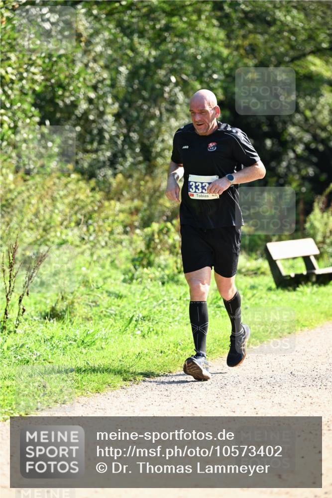 27.09.2026 - 35. Volkslauf durch das schöne Alstertal Dr. Thomas Lammeyer http://msf.ph/oto/10573402 27.09.2026 11:27:50 Laufen 333 meine-sportfotos.de