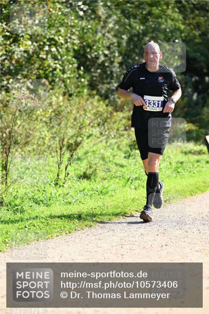 27.09.2026 - 35. Volkslauf durch das schöne Alstertal Dr. Thomas Lammeyer http://msf.ph/oto/10573406 27.09.2026 11:27:50 Laufen 3331 meine-sportfotos.de