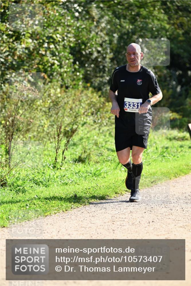 27.09.2026 - 35. Volkslauf durch das schöne Alstertal Dr. Thomas Lammeyer http://msf.ph/oto/10573407 27.09.2026 11:27:51 Laufen 3331 meine-sportfotos.de