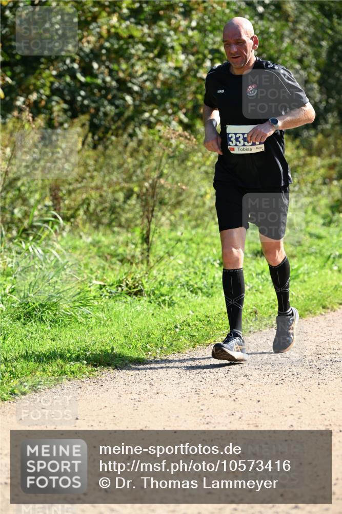 27.09.2026 - 35. Volkslauf durch das schöne Alstertal Dr. Thomas Lammeyer http://msf.ph/oto/10573416 27.09.2026 11:27:51 Laufen 3334 meine-sportfotos.de