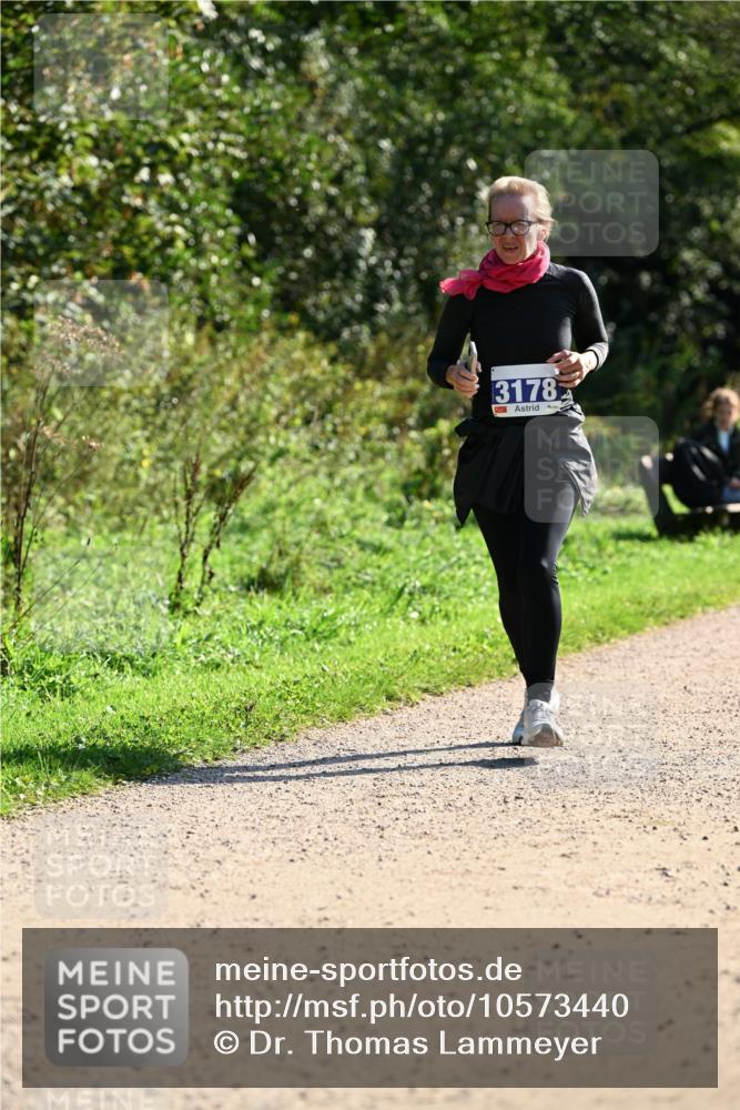 27.09.2026 - 35. Volkslauf durch das schöne Alstertal Dr. Thomas Lammeyer http://msf.ph/oto/10573440 27.09.2026 11:28:17 Laufen 3178 meine-sportfotos.de