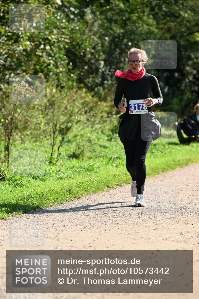 27.09.2026 - 35. Volkslauf durch das schöne Alstertal Dr. Thomas Lammeyer http://msf.ph/oto/10573442 27.09.2026 11:28:17 Laufen 3178 meine-sportfotos.de