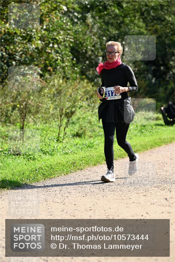 27.09.2026 - 35. Volkslauf durch das schöne Alstertal Dr. Thomas Lammeyer http://msf.ph/oto/10573444 27.09.2026 11:28:18 Laufen 317 meine-sportfotos.de