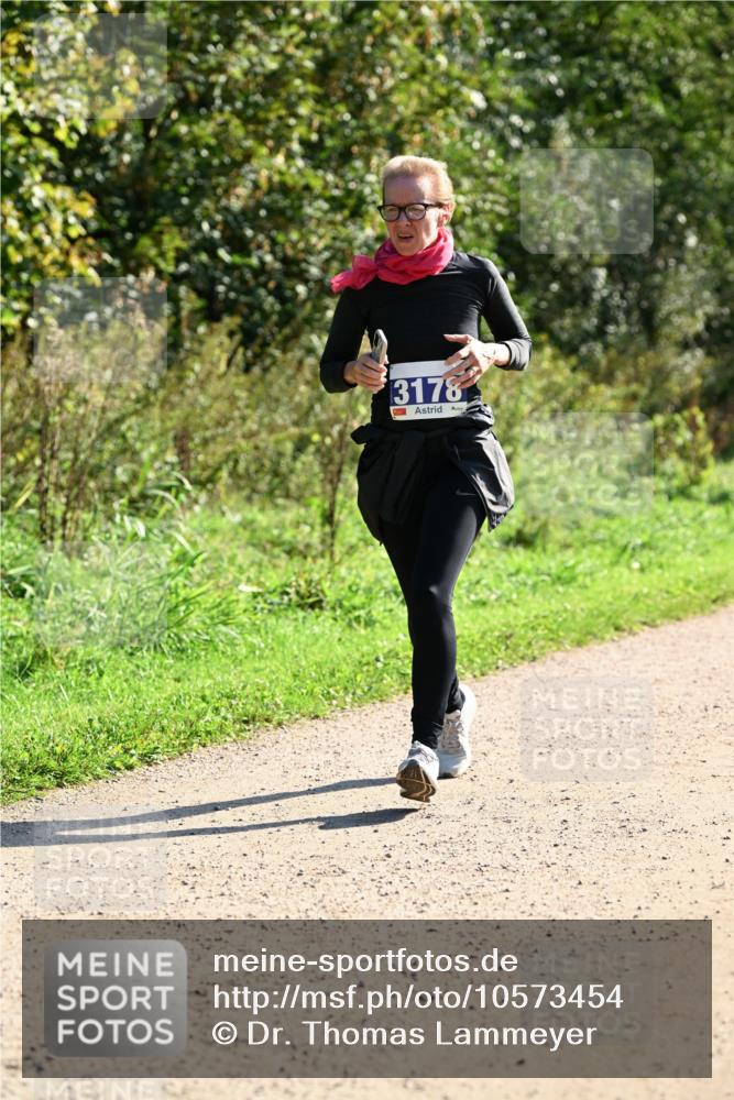 27.09.2026 - 35. Volkslauf durch das schöne Alstertal Dr. Thomas Lammeyer http://msf.ph/oto/10573454 27.09.2026 11:28:19 Laufen 3178 meine-sportfotos.de