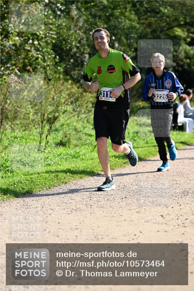 27.09.2026 - 35. Volkslauf durch das schöne Alstertal Dr. Thomas Lammeyer http://msf.ph/oto/10573464 27.09.2026 11:28:32 Laufen 311, 3226 meine-sportfotos.de