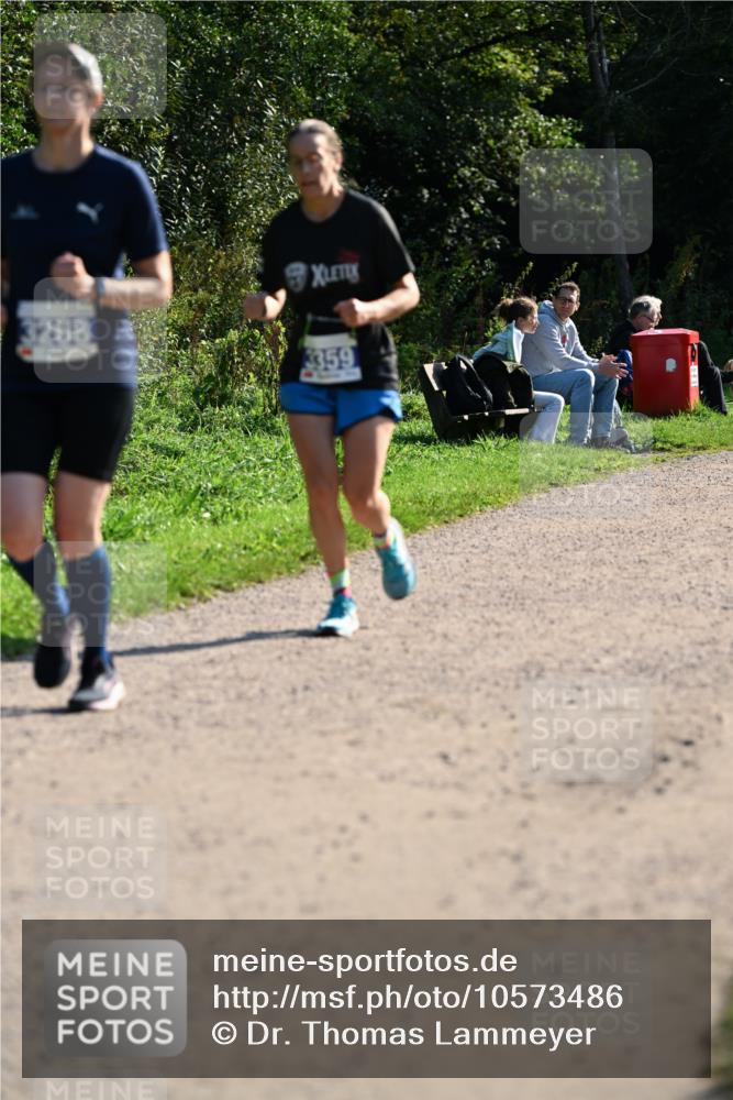 27.09.2026 - 35. Volkslauf durch das schöne Alstertal Dr. Thomas Lammeyer http://msf.ph/oto/10573486 27.09.2026 11:28:36 Laufen 3268, 359 meine-sportfotos.de