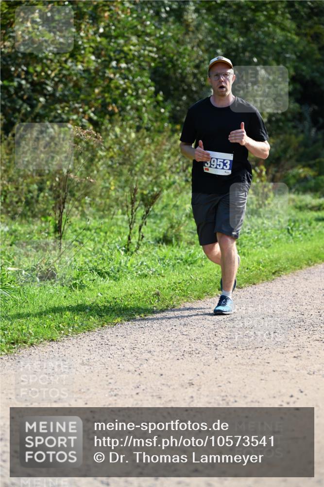 27.09.2026 - 35. Volkslauf durch das schöne Alstertal Dr. Thomas Lammeyer http://msf.ph/oto/10573541 27.09.2026 11:28:56 Laufen 3953 meine-sportfotos.de