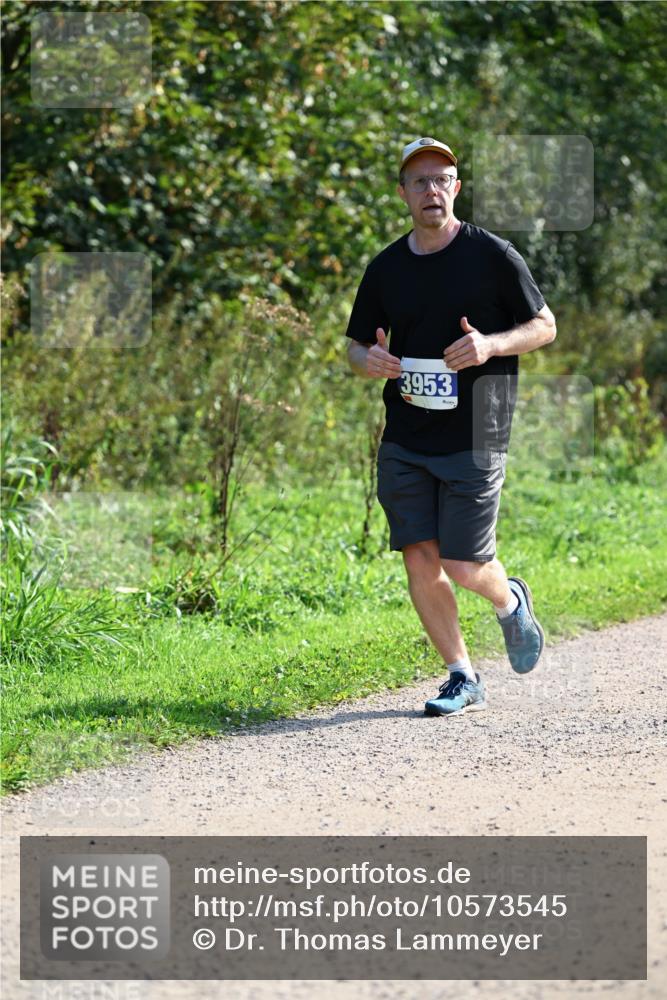 27.09.2026 - 35. Volkslauf durch das schöne Alstertal Dr. Thomas Lammeyer http://msf.ph/oto/10573545 27.09.2026 11:28:57 Laufen 3953 meine-sportfotos.de